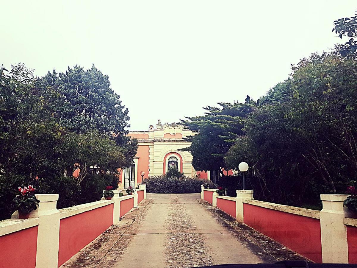 Il Casale Dei Principi Acomodação com café da manhã Lecce Exterior foto